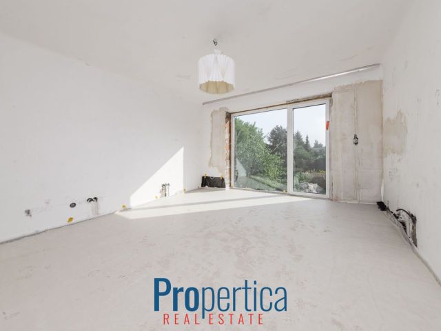 dom wolnostojący, 7 pokoi Warszawa Włochy, ul. ks. Juliana Chrościckiego. Zdjęcie 1