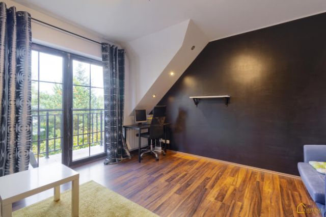 dom wolnostojący, 5 pokoi Stara Wieś. Zdjęcie 11