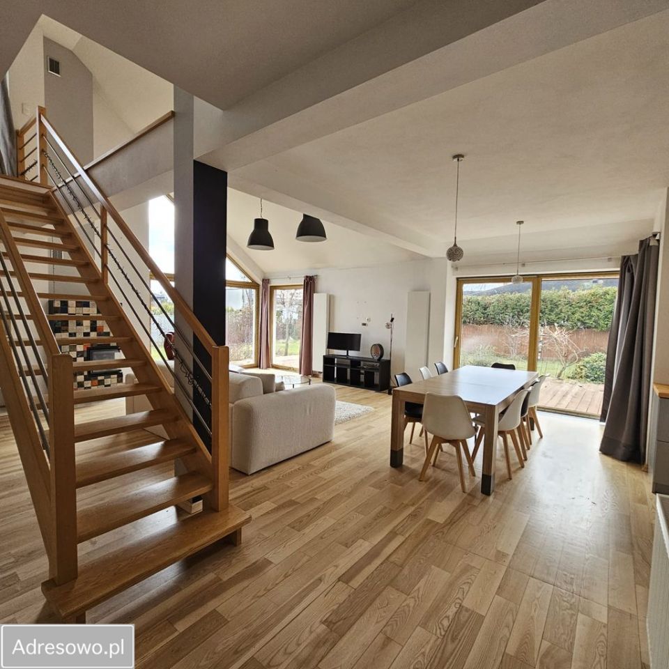 dom wolnostojący, 5 pokoi Ustanów. Zdjęcie 20