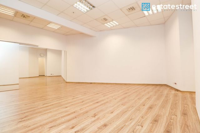 Biuro Kraków Podgórze, ul. Stanisława Smolki. Zdjęcie 4