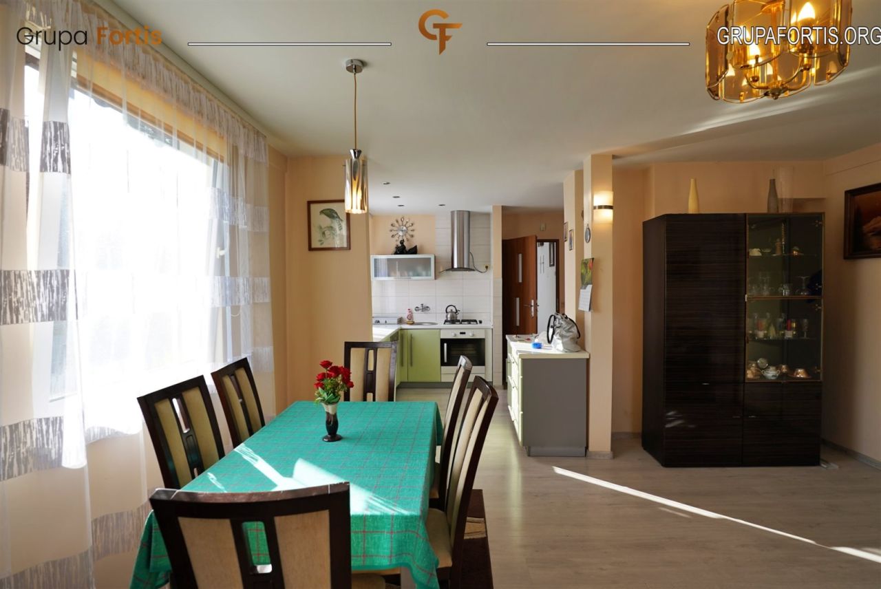 dom wolnostojący, 2 pokoje Kazimierza Wielka. Zdjęcie 6