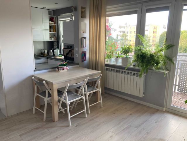 Mieszkanie 3-pokojowe Bełchatów, os. Dolnośląskie. Zdjęcie 1