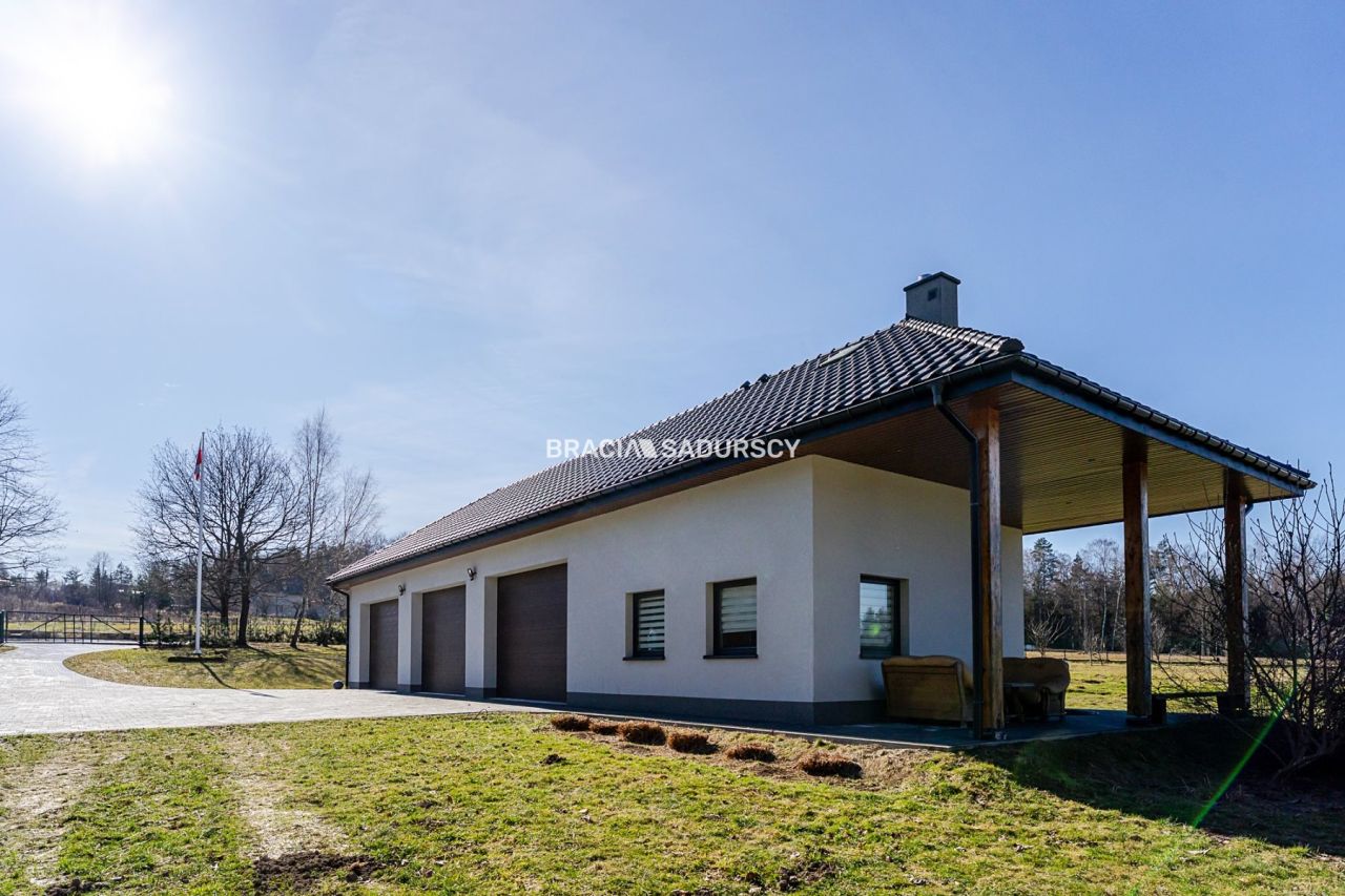 dom wolnostojący, 5 pokoi Łomna. Zdjęcie 20