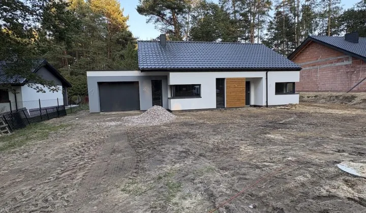 dom wolnostojący, 4 pokoje Rosanów, ul. Małgorzaty