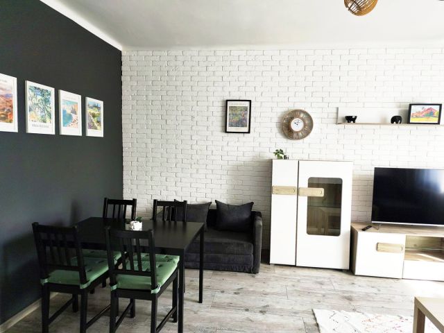 Mieszkanie 1-pokojowe Dąbrowa Górnicza Reden , ul. Włodzimierza Majakowskiego. Zdjęcie 1