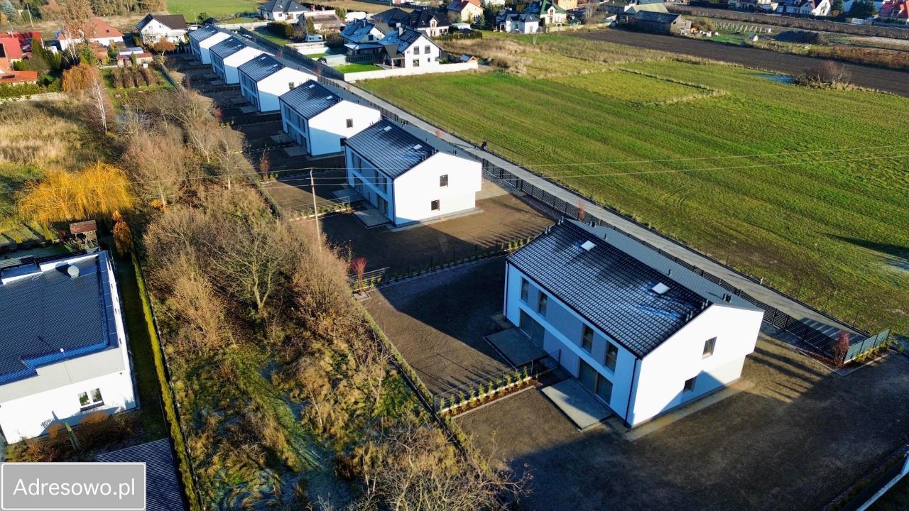 bliźniak, 5 pokoi Radom Kierzków, ul. Kierzkowska. Zdjęcie 2