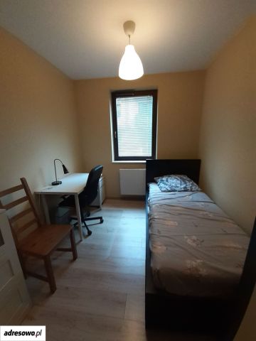 Pokój Kraków Grzegórzki, ul. Cystersów. Zdjęcie 1