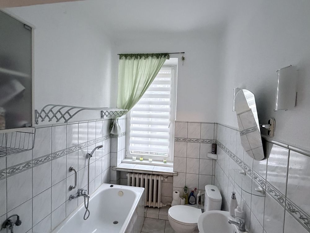 Mieszkanie 3-pokojowe Warta. Zdjęcie 3