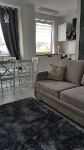 Mieszkanie 2-pokojowe Radom Śródmieście, ul. ks. prof. Włodzimierza Sedlaka. Zdjęcie 1