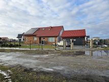 dom wolnostojący, 6 pokoi Bytoń. Zdjęcie 2