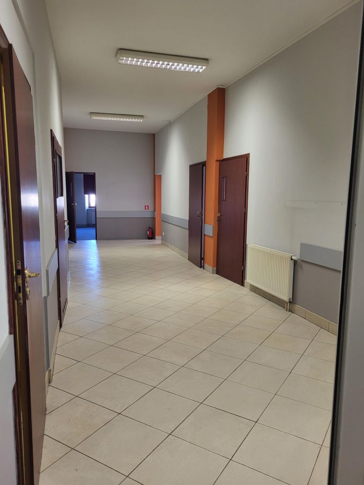 Lokal Rzeszów Śródmieście, rynek Rynek. Zdjęcie 3