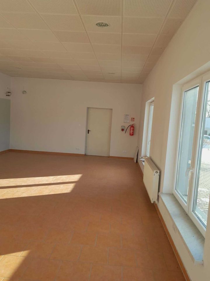 Hala/magazyn Konopnica. Zdjęcie 7