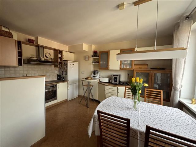 Mieszkanie 5-pokojowe Gdynia Dąbrowa, ul. Rumiankowa. Zdjęcie 2