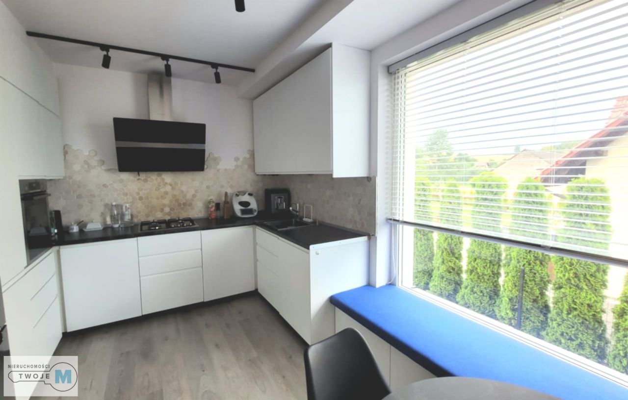 dom wolnostojący, 4 pokoje Oblęgór. Zdjęcie 8