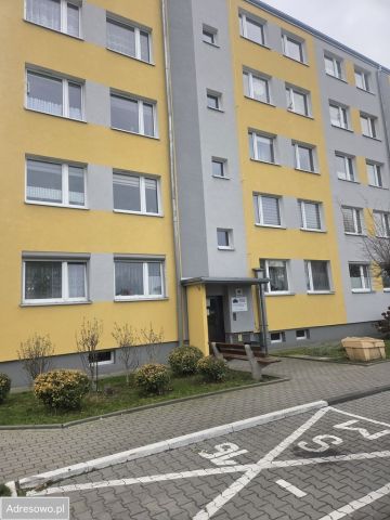 Mieszkanie 3-pokojowe Prudnik, ul. Kombatantów. Zdjęcie 1