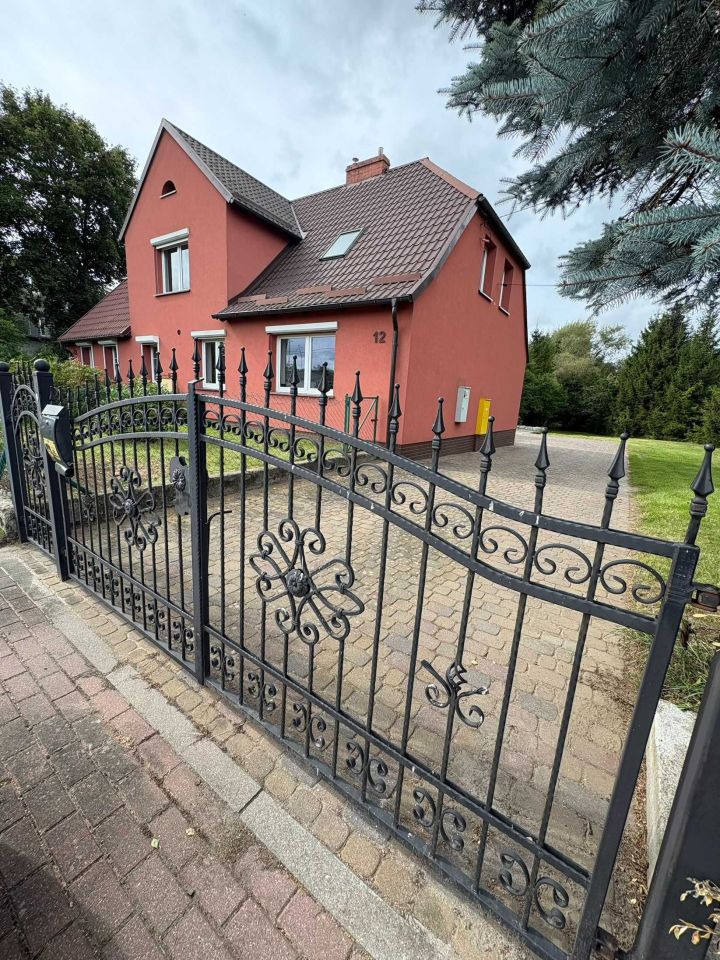 bliźniak, 4 pokoje Bytów, ul. Szarych Szeregów. Zdjęcie 2