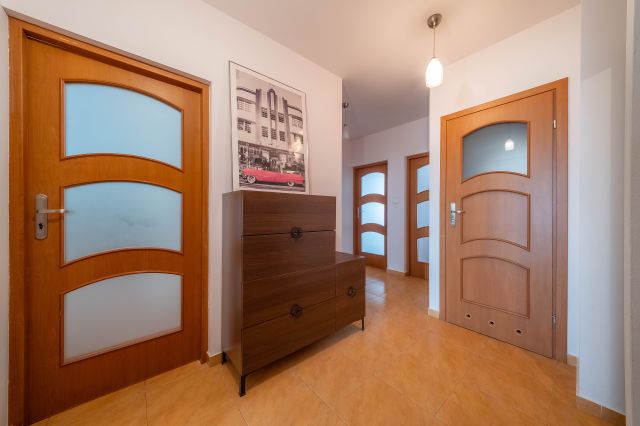 Mieszkanie 3-pokojowe Warszawa Targówek, ul. Pratulińska. Zdjęcie 4