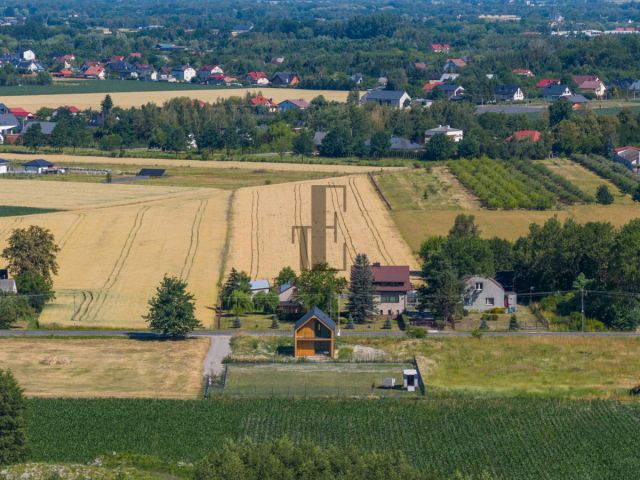 dom wolnostojący, 4 pokoje Bronisławów. Zdjęcie 1