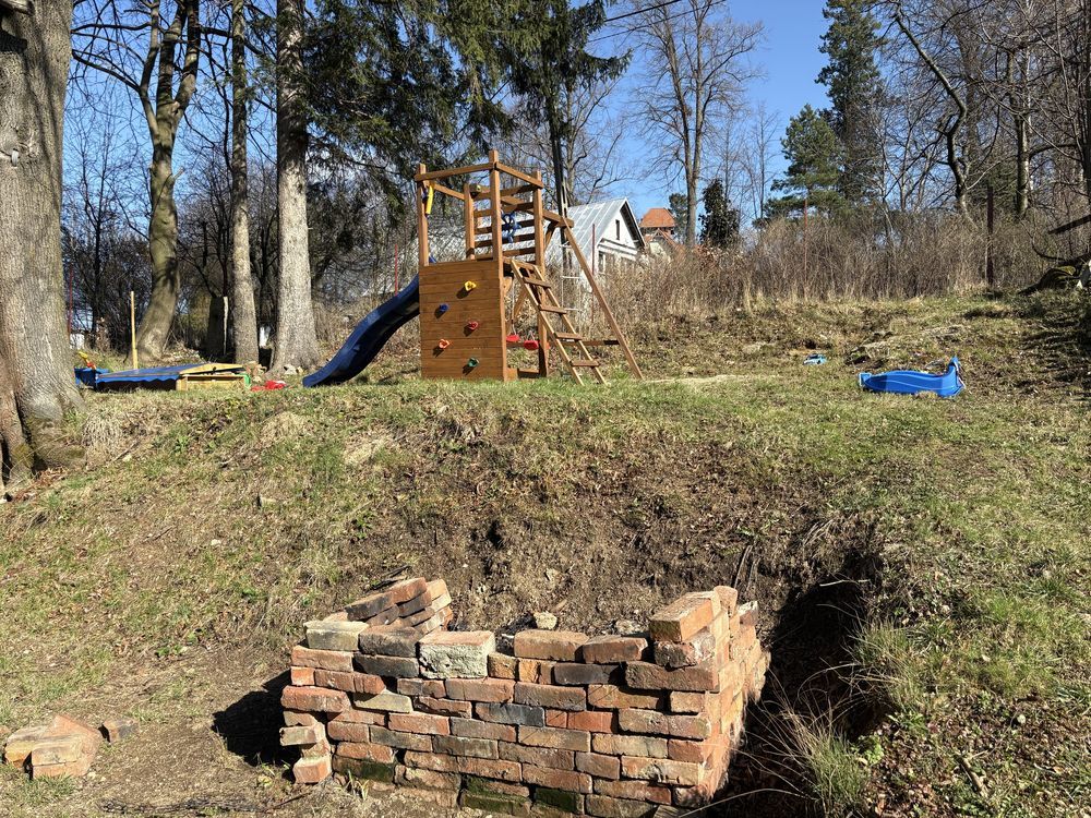 Mieszkanie 3-pokojowe Przesieka. Zdjęcie 3