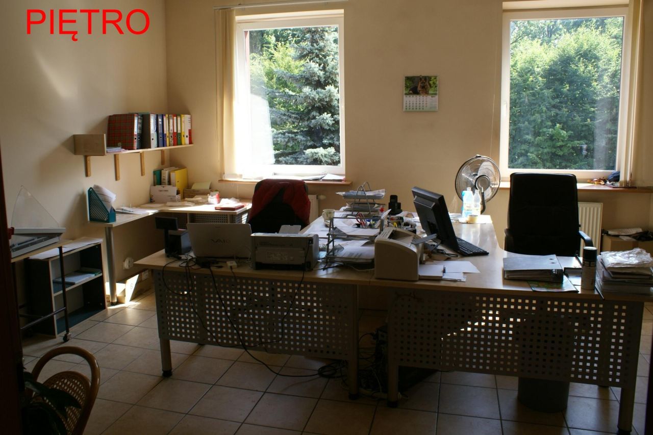 Hala/magazyn Łódź Widzew, al. marsz. Józefa Piłsudskiego. Zdjęcie 13