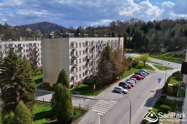 Mieszkanie 4-pokojowe Lesko, ul. Słowackiego. Zdjęcie 1