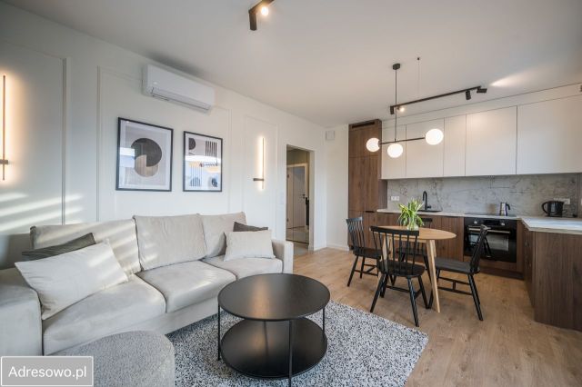 Mieszkanie 3-pokojowe Wrocław Poświętne, ul. Ramiszowska. Zdjęcie 1