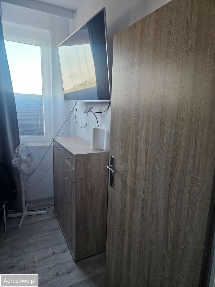 Hala/magazyn Pomyje. Zdjęcie 2