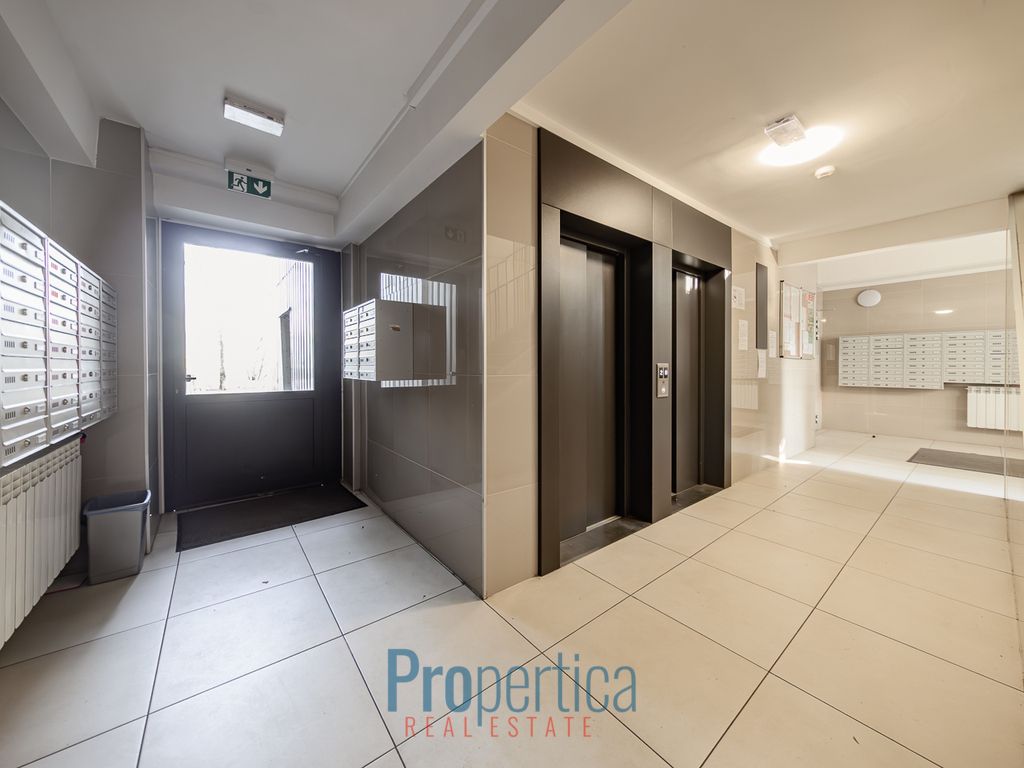 Mieszkanie 3-pokojowe Warszawa Wola, al. Prymasa Tysiąclecia. Zdjęcie 8