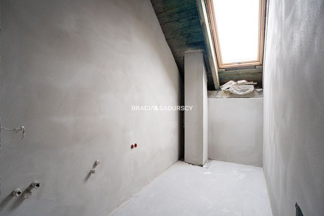 dom wolnostojący, 5 pokoi Zawada. Zdjęcie 10