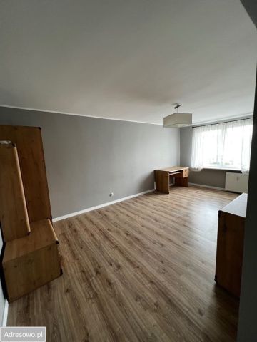 Mieszkanie 2-pokojowe Łowicz, os. Stanisława Noakowskiego. Zdjęcie 1