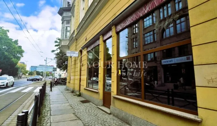 Lokal Wrocław, pl. Jana Pawła II
