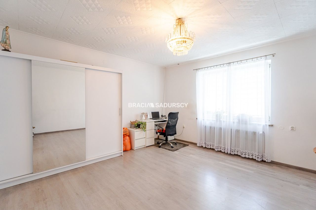 dom wolnostojący, 3 pokoje Rzozów, ul. Długa. Zdjęcie 9