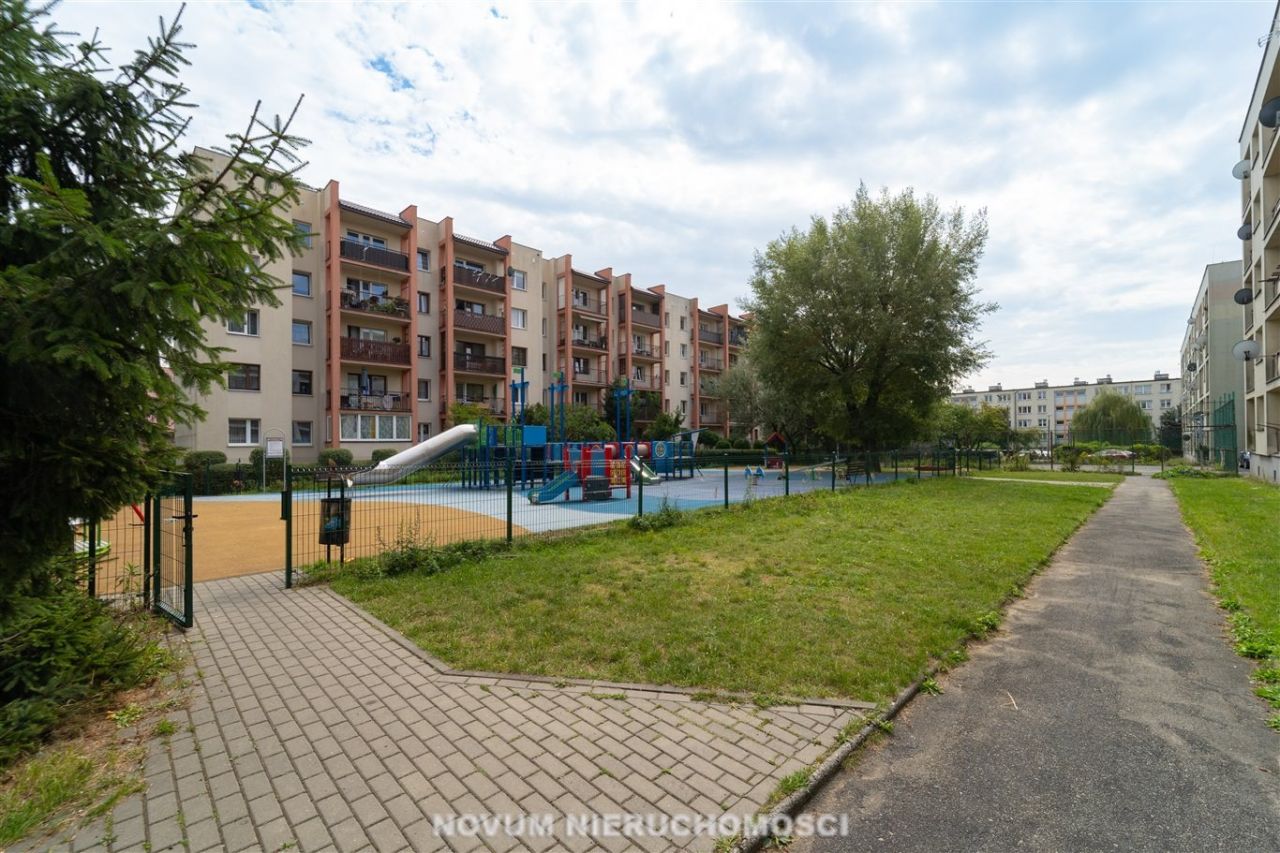 Mieszkanie 3-pokojowe Tarnowskie Góry. Zdjęcie 18