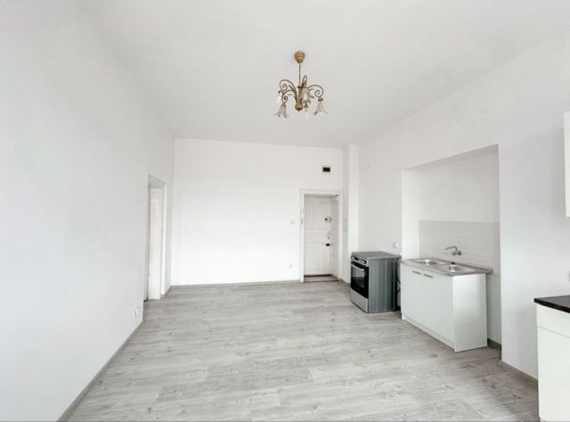 Mieszkanie 2-pokojowe Pabianice Centrum. Zdjęcie 1