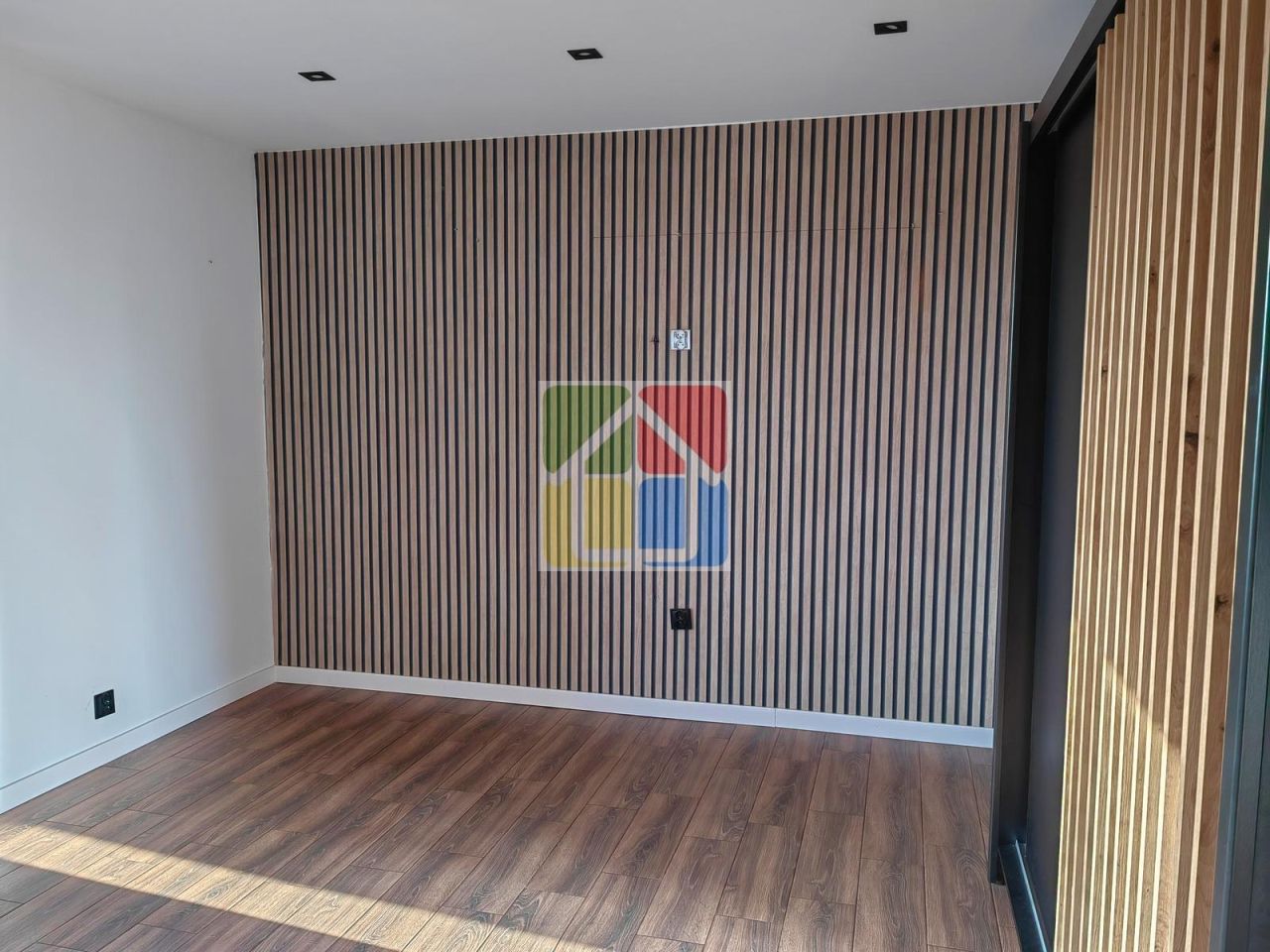 dom wolnostojący, 5 pokoi Stanisławów. Zdjęcie 9