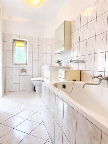 dom wolnostojący, 5 pokoi Piekary Śląskie, ul. Podgórna. Zdjęcie 8
