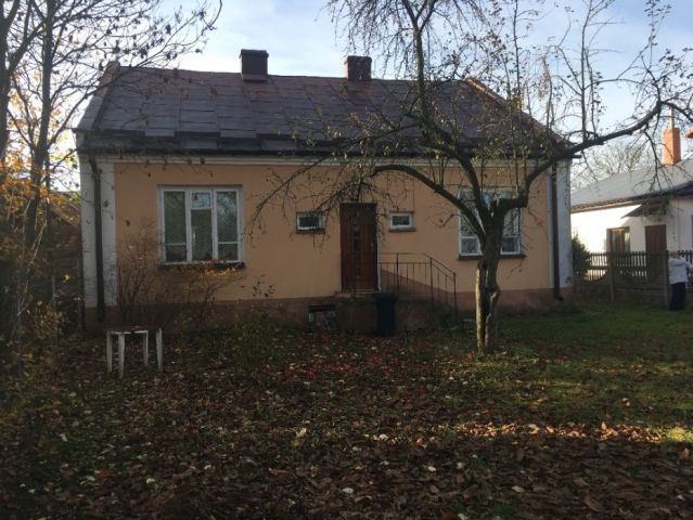 dom wolnostojący Małogoszcz, ul. Chęcińska. Zdjęcie 1