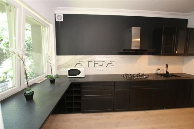 dom wolnostojący, 8 pokoi Wrocław Śródmieście, pl. gen. Walerego Wróblewskiego. Zdjęcie 3