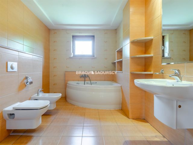 dom wolnostojący, 5 pokoi Zabierzów. Zdjęcie 19