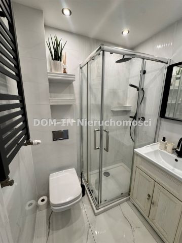 Mieszkanie 3-pokojowe Jastrzębie-Zdrój Zdrój, ul. Władysława Broniewskiego. Zdjęcie 8