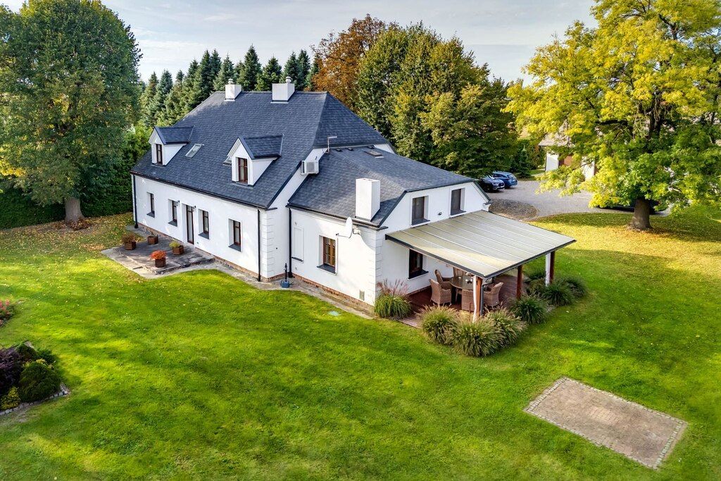 dom wolnostojący, 6 pokoi Chojno. Zdjęcie 2