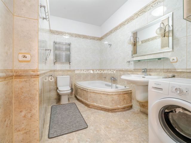 Mieszkanie 4-pokojowe Kraków Kozłówek, ul. prof. Tadeusza Seweryna. Zdjęcie 37