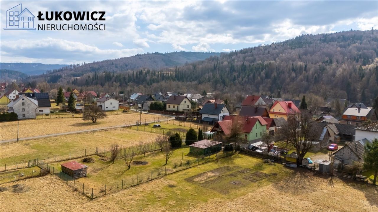 dom wolnostojący, 6 pokoi Ujsoły. Zdjęcie 35