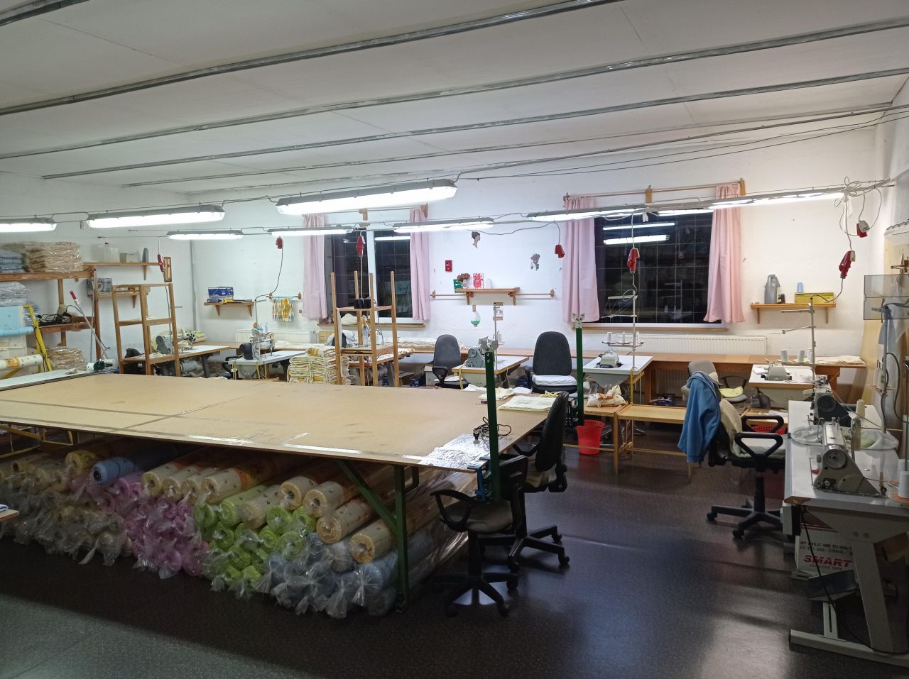 Hala/magazyn Stare Ślepce. Zdjęcie 28