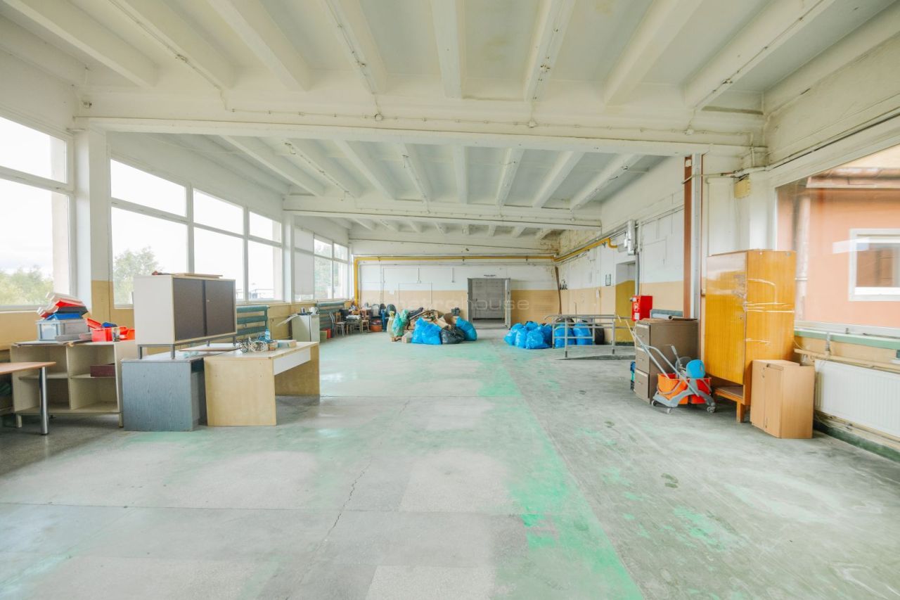 Hala/magazyn Siennica, ul. gen. Władysława Sikorskiego. Zdjęcie 11