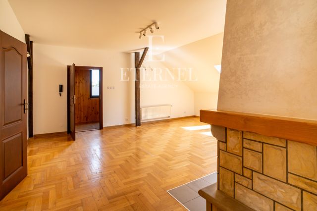 dom wolnostojący, 3 pokoje Aleksandrowice, ul. Radziwiłłów. Zdjęcie 3