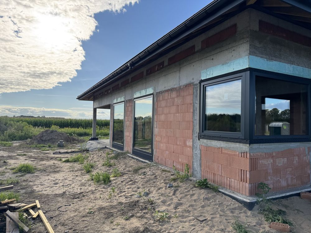 dom wolnostojący Mała Nieszawka, ul. Kręta. Zdjęcie 2