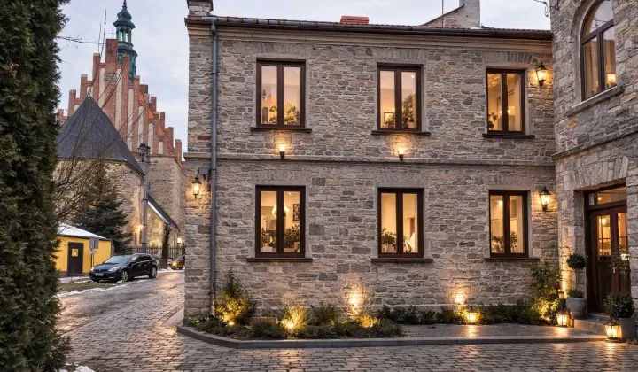 Mieszkanie 4-pokojowe Szydłowiec, pl. Rynek Wielki