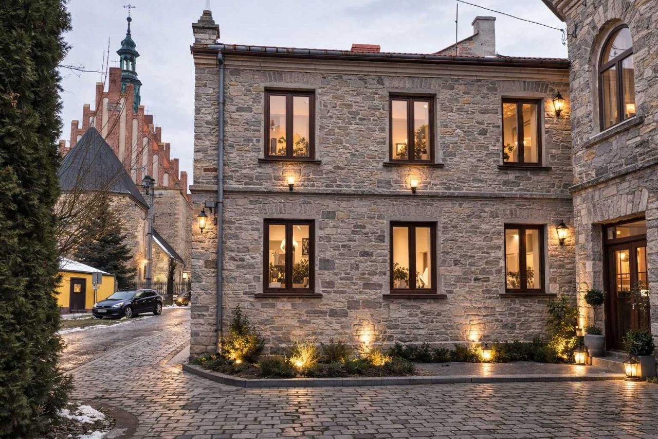 Mieszkanie 4-pokojowe Szydłowiec, pl. Rynek Wielki. Zdjęcie 1