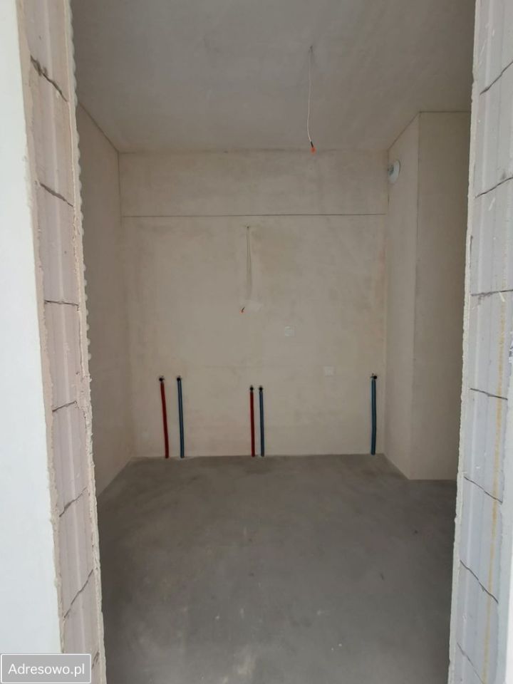 Mieszkanie 2-pokojowe Warszawa Włochy, ul. Łopuszańska. Zdjęcie 3